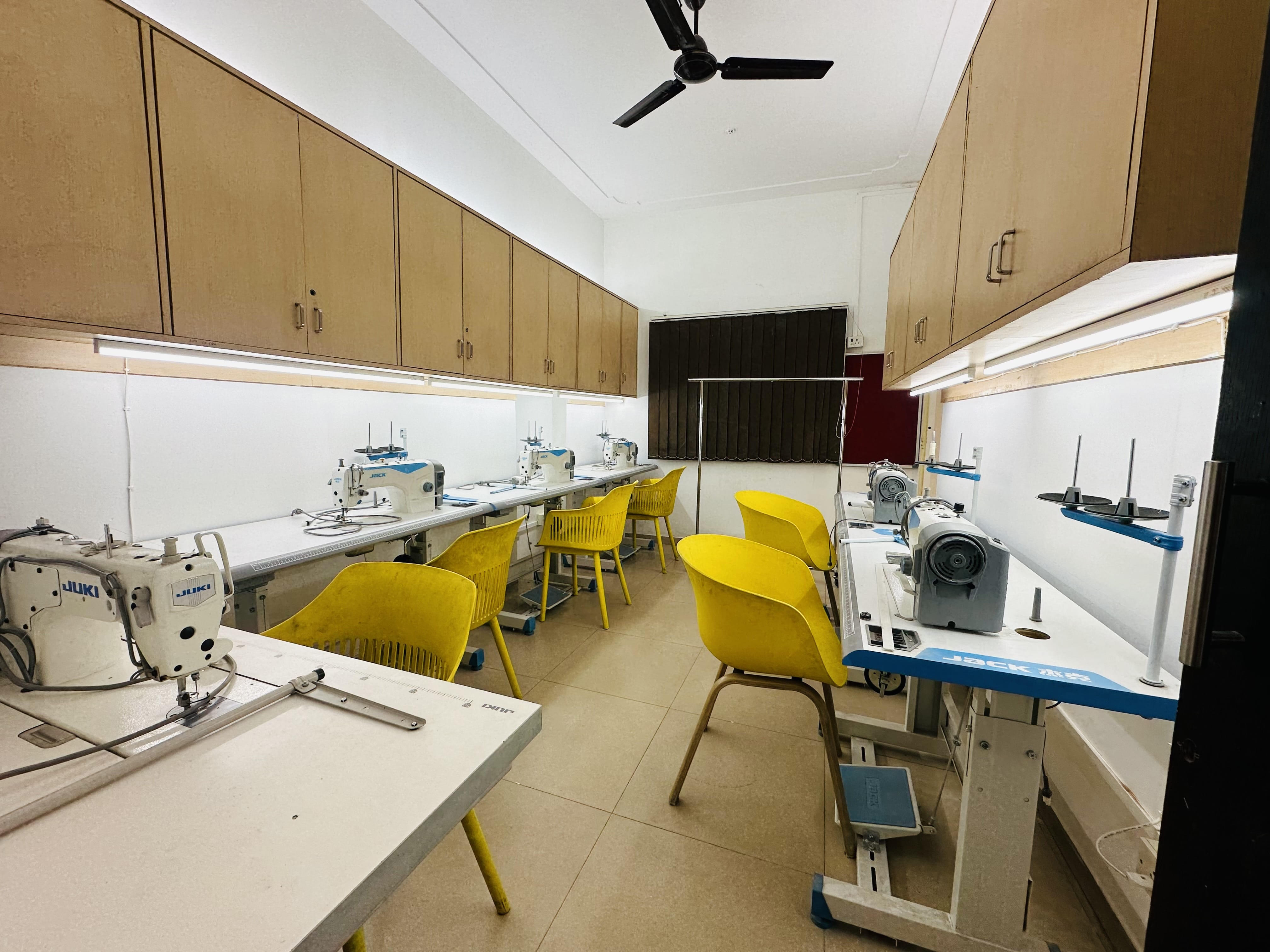 JD Institute of Fashion Technology, Nagpur General photo 8